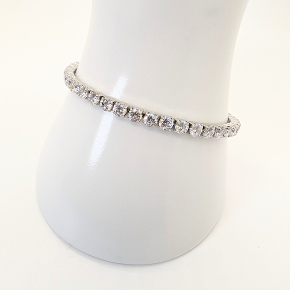 Diamonique 5.00ct CZ Tennis Bracelet - Picture 1 of 4